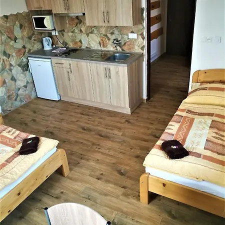 Family V Zátiší
