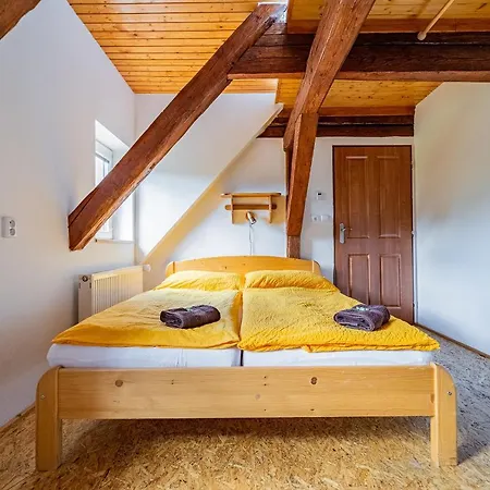 V Zatisi Apartment *