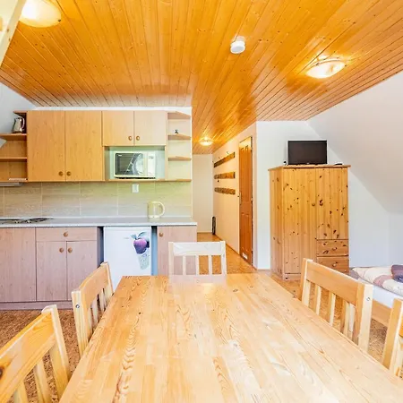 V Zatisi Apartment