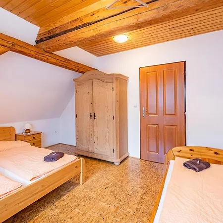 V Zatisi Apartment