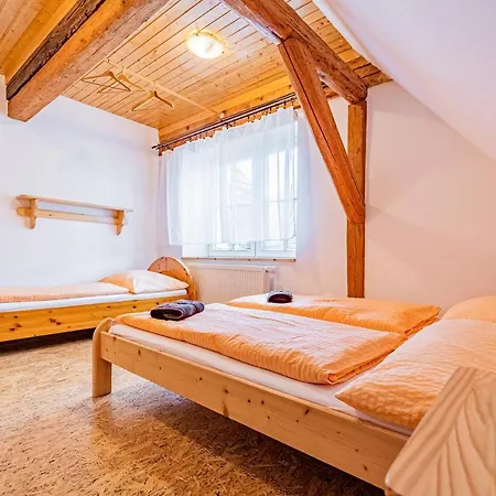 V Zatisi Apartment *