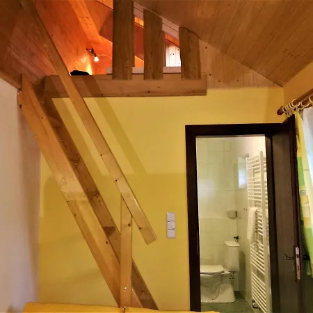 V Zatisi Apartment