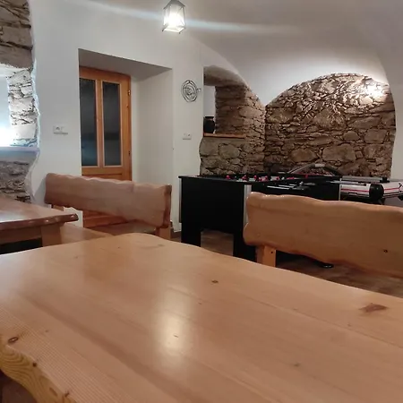 V Zatisi * Dolni Morava